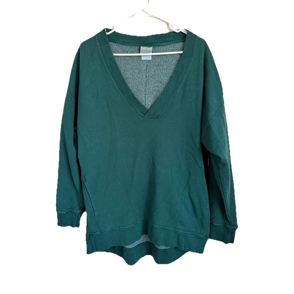 Champion Women’s Oversized Green V-Neck Sweatshirt Size Small Fleece Pullover